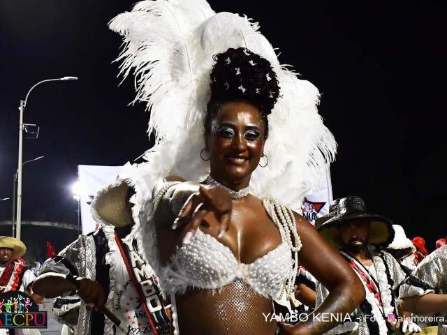 desfile 209